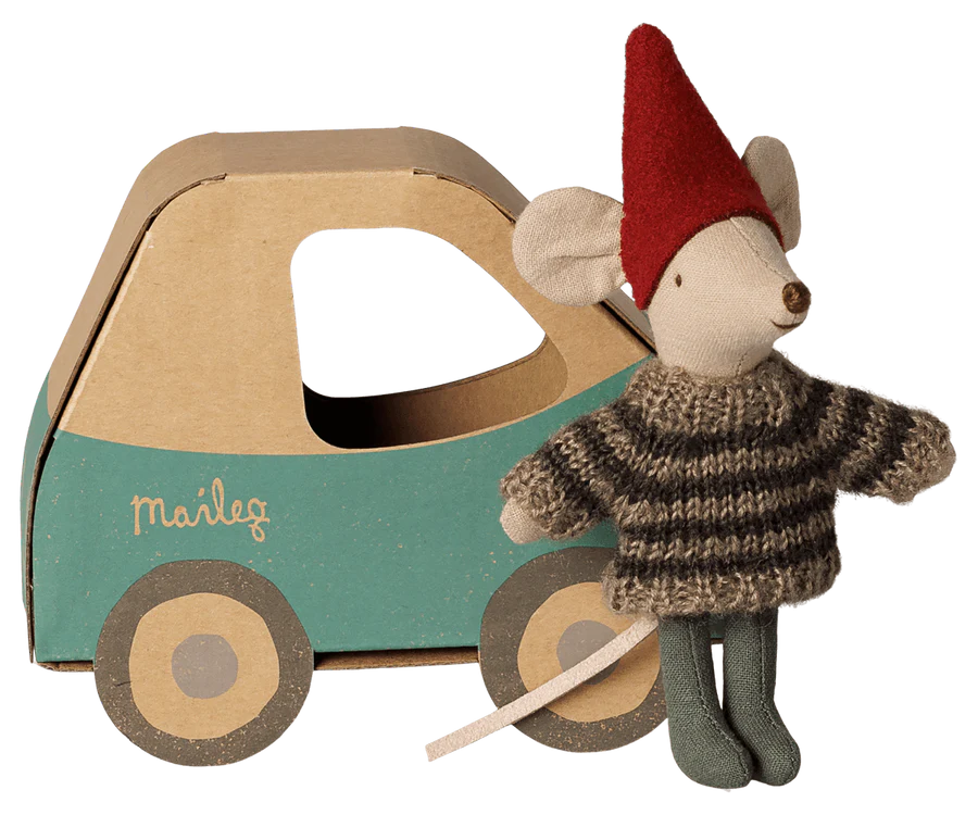 PRE-ORDER Maileg, Christmas Mouse, Little Brother in Car Box **DUE NOV*