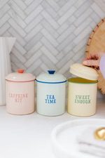 YVONNE ELLEN Tea time