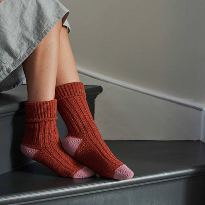 Unisex Recycled Silk Blend Ribbed Socks