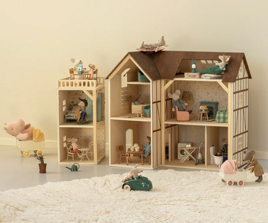 Maileg Mouse Hole Farm House: PREORDER DUE MAY