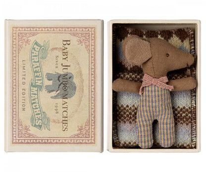 Sleepy wakey baby mouse in matchbox - Rose