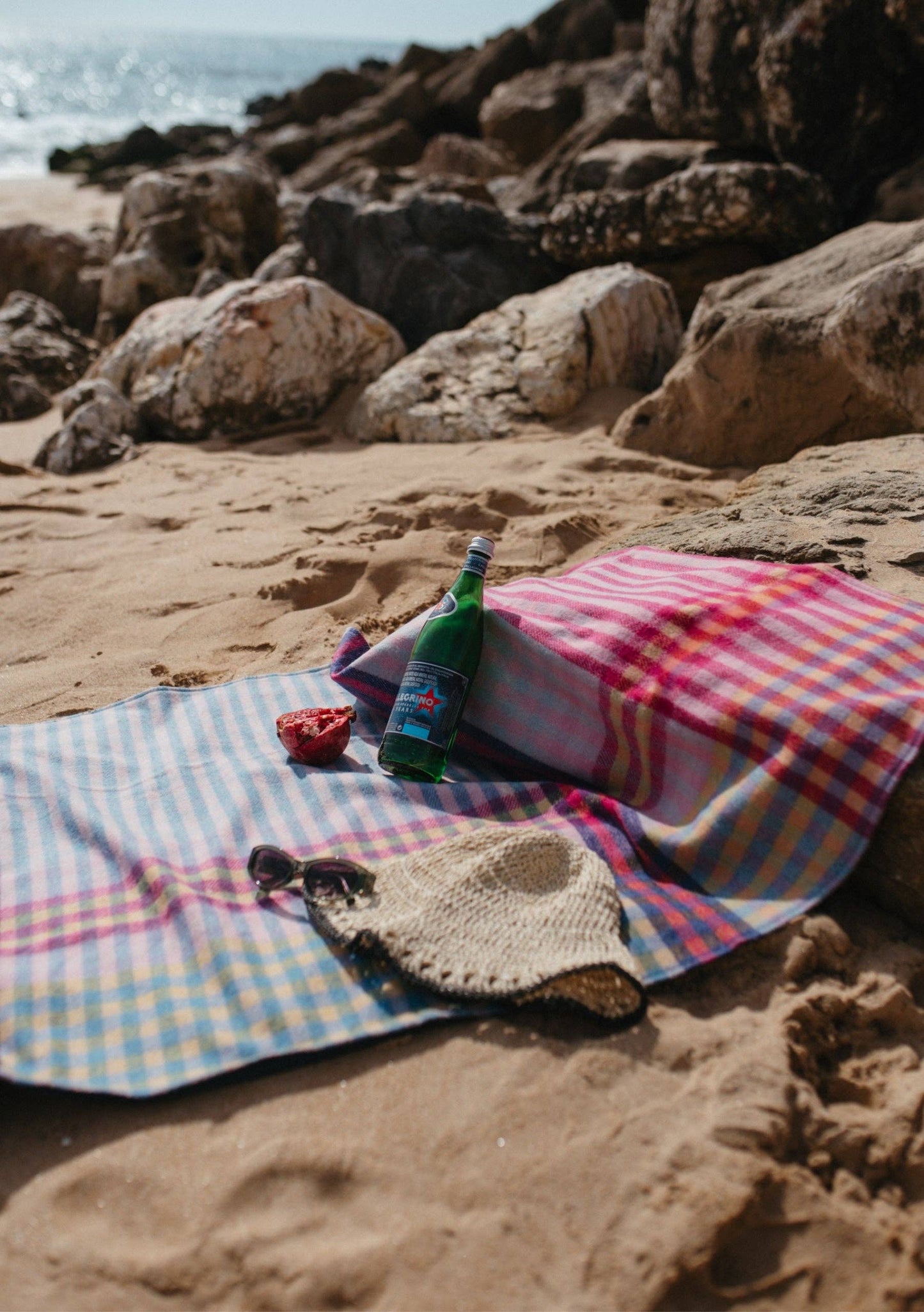 Recycled Wool Small Picnic Blanket in Pink Micro Gingham