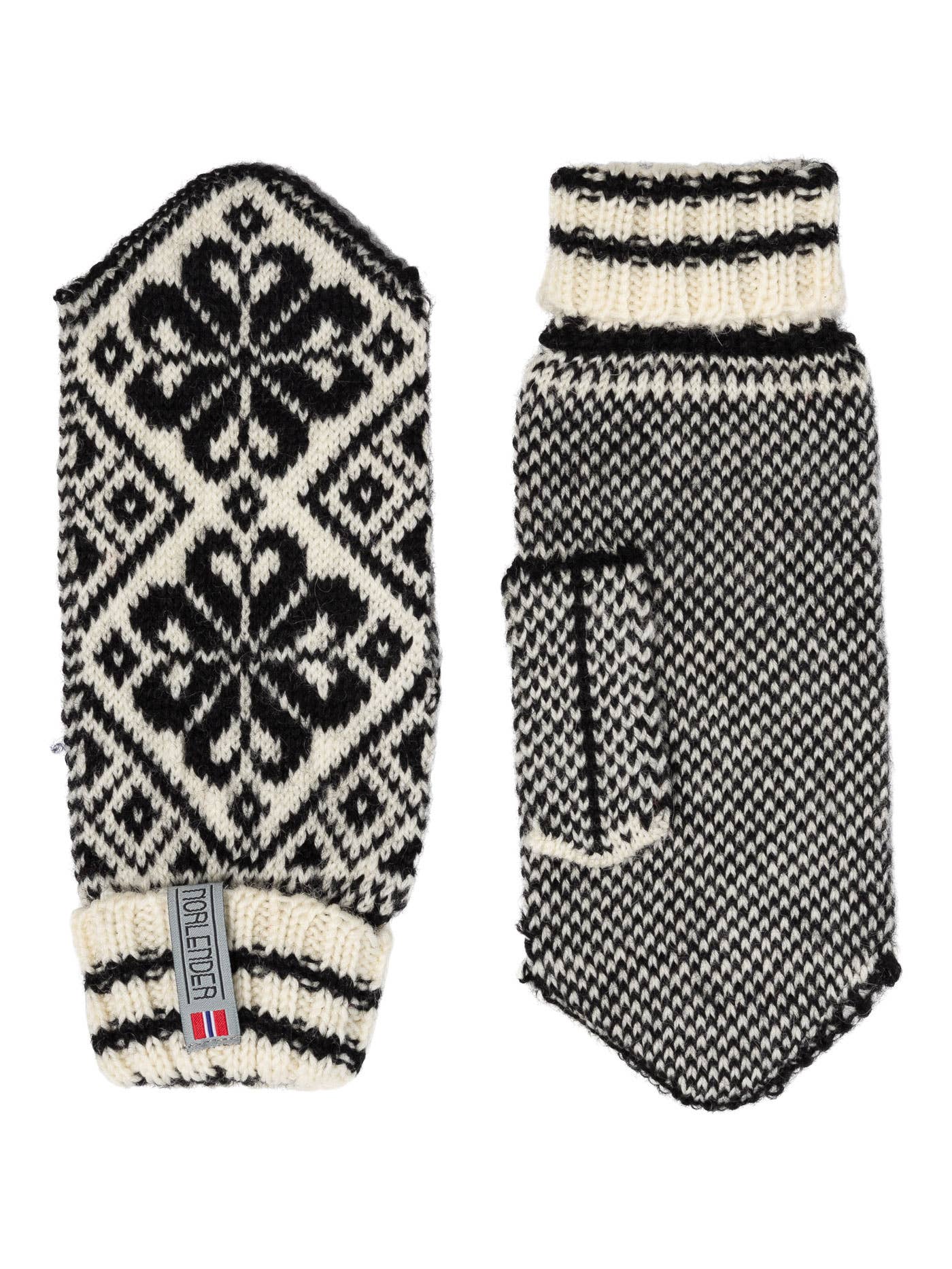 Selbu knitted mitten (262)