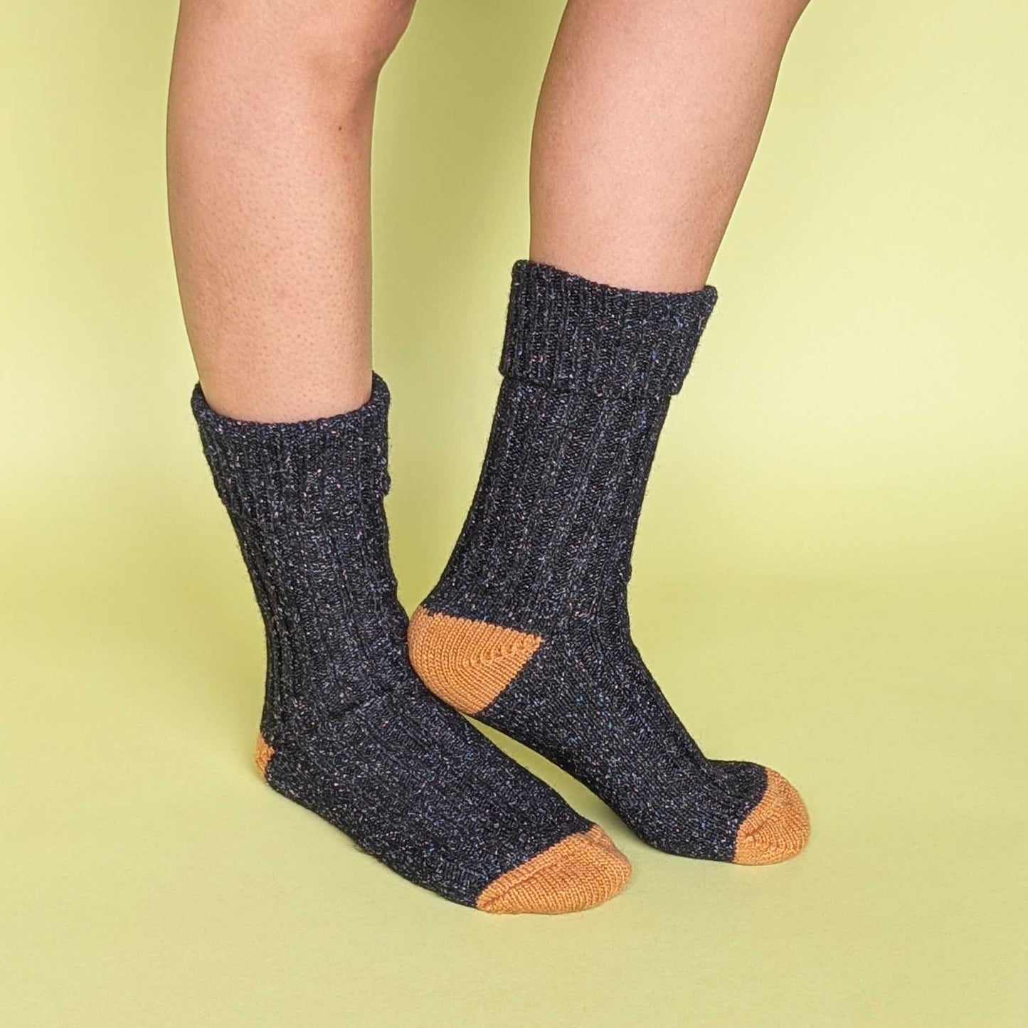 Unisex Recycled Silk Blend Ribbed Socks