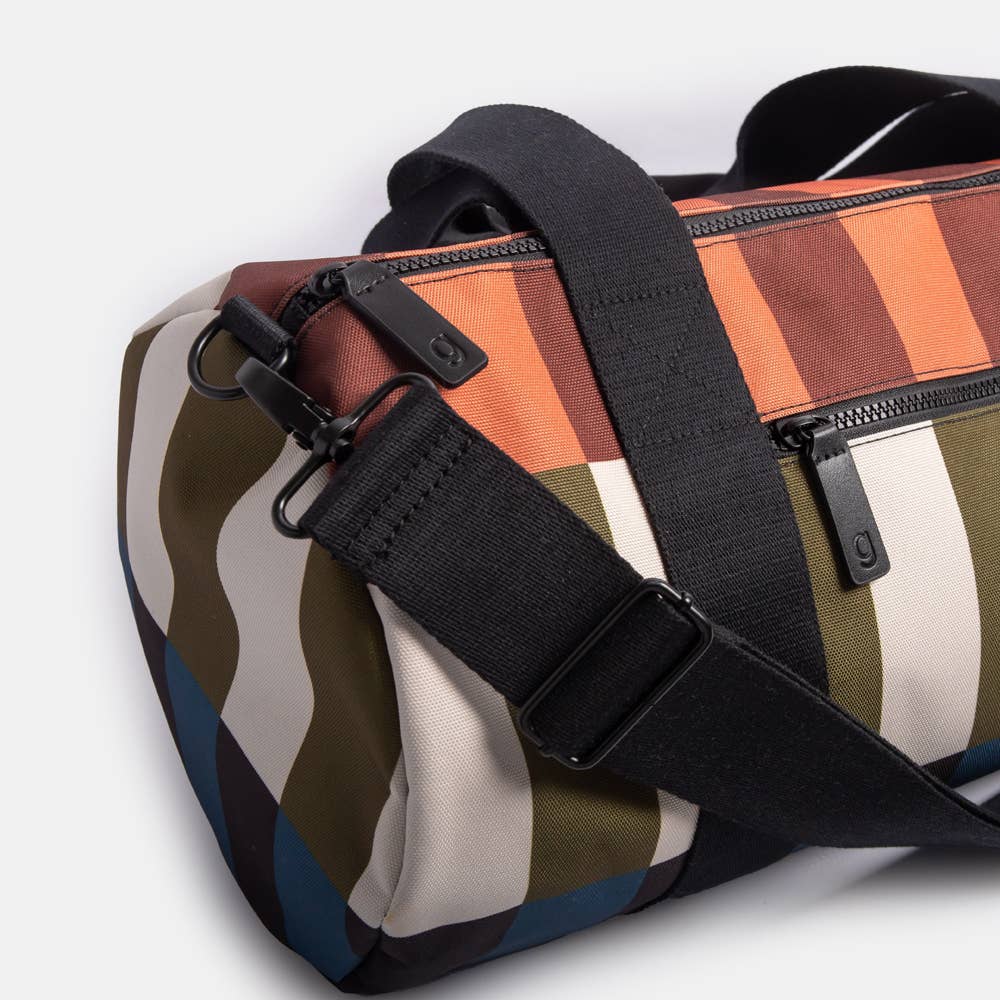 Stripe Barrel Gym Bag (22L)