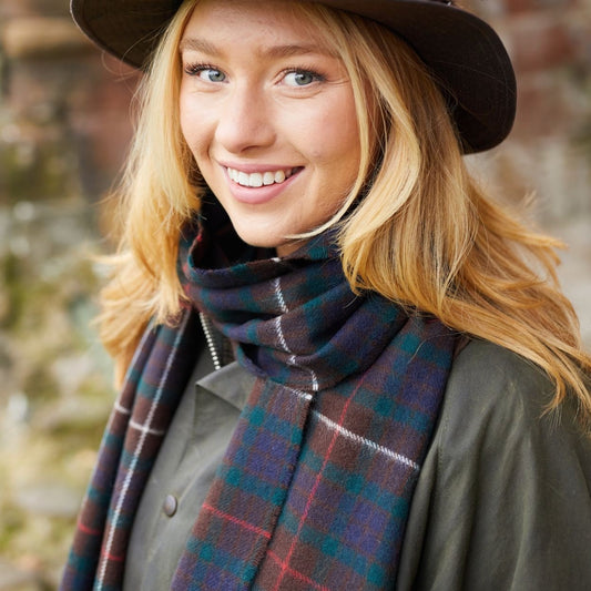 Lambswool Country Check Scarf Navy