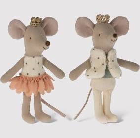 ROYAL TWINS MICE LITTLE SISTER AND BROTHER IN MATCHBOX